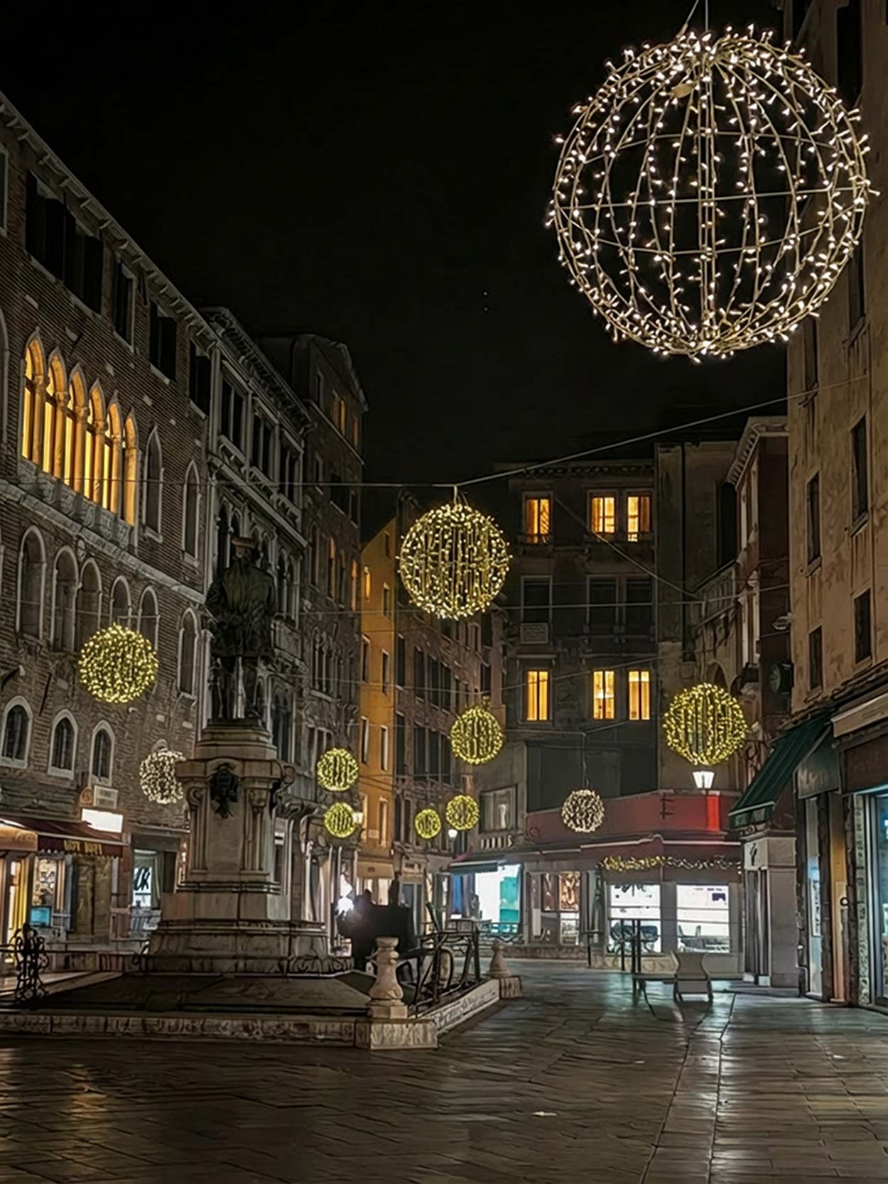 Das goldene Schweigen